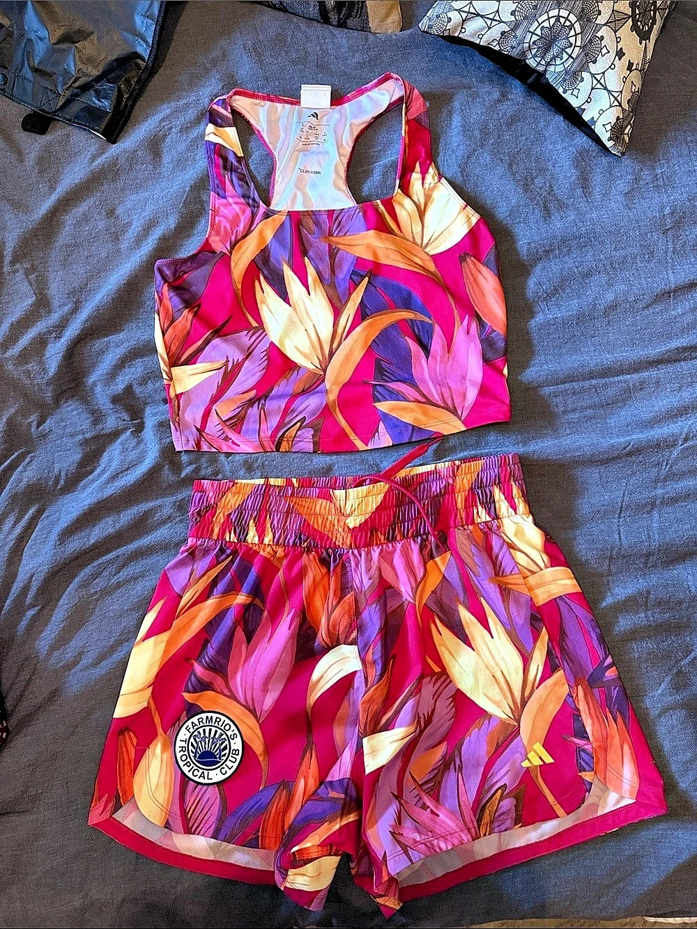 adidas x Farm Rio - Tropical Club Floral Two-Piece Set in Pink & Purple Size Lar